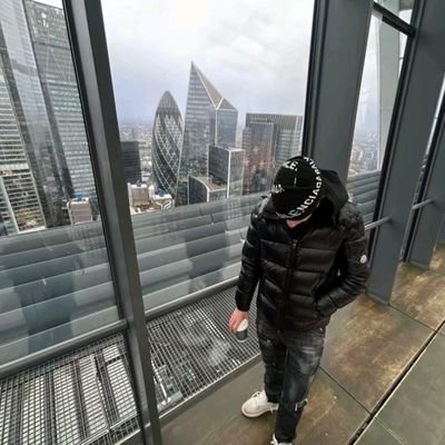 5p3laGISnxvI1Rq's profile picture. 