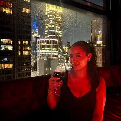 kaylanataviaa's profile picture. suki waterhouse hate acc