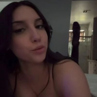 LINDAWilso17320's profile picture. 