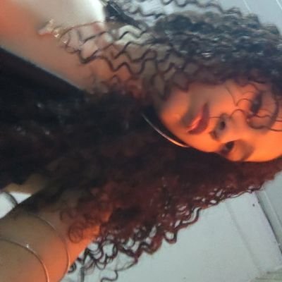 yasmeooww's profile picture. 🐢