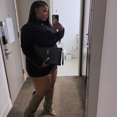 dollly_ty's profile picture. Stylist | Creative Director | ASU Alum 🐏