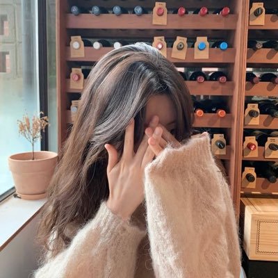 Yuri39105809's profile picture. 