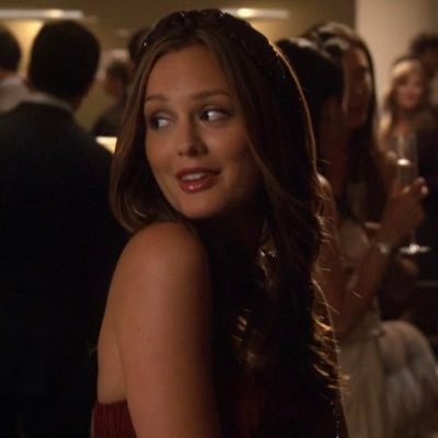 glamwaldorf's profile picture. #𝑪𝑨𝑹𝑫𝑨𝑵: “𝘊𝘰𝘮𝘦 𝘩𝘰𝘮𝘦 𝘢𝘯𝘥 𝘣𝘳𝘦𝘢𝘬 𝘮𝘺 𝘩𝘦𝘢𝘳𝘵, 𝘪𝘧 𝘺𝘰𝘶 𝘮𝘶𝘴𝘵. 𝘑𝘶𝘴𝘵 𝘤𝘰𝘮𝘦 𝘩𝘰𝘮𝘦.” ✧