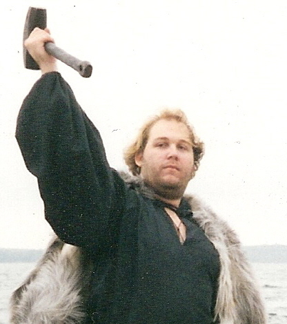 KVELDULFGONDLIR's profile picture. Martial arts teacher, musician, mystic, savior of pagan kind.  Demigod.