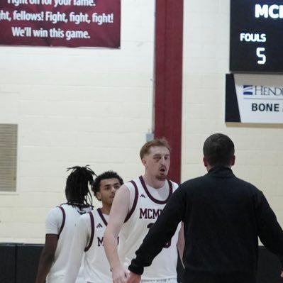 DirkJohnson_'s profile picture. 6’7 | 3.57 gpa | F/C | McMurry University | email - dirkjohnson15@gmail.com | 📱 (479) 856-2882 | Isaiah 60:22