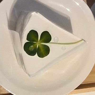 Wodanaz0219's profile picture. 성인 | 웹소설, 중드를 봅니다