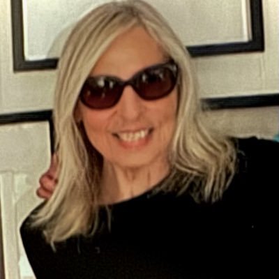 LindFritz's profile picture. Love photography, good wine, art, travel, nature, design, beach, Music & animals. My family the most. Most photos not mine. 🚫NO DM, NO GROUPS. Love & kindness.