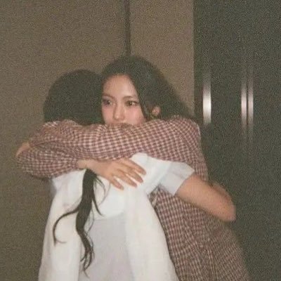 hyeinsaurus's profile picture. original copy — my writing pages