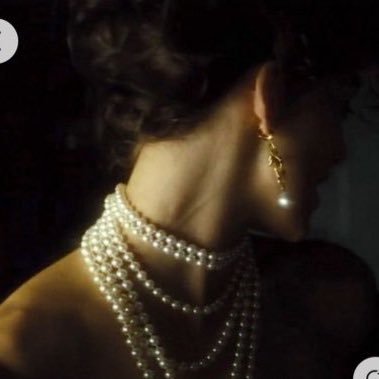 ulyisurev's profile picture. «ذَاكِرَةُ كَائِنٍ »