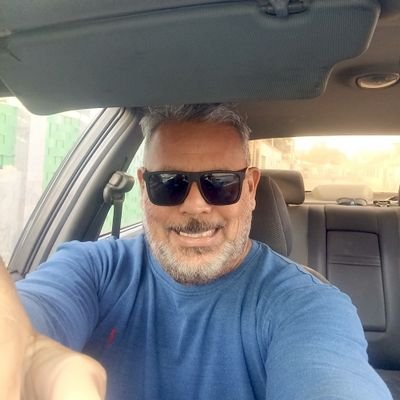 yiyo_1969's profile picture. ! No todo lo que percibimos es real, y no todo lo real es lo que percibimos! 
Paul Watzlawick.