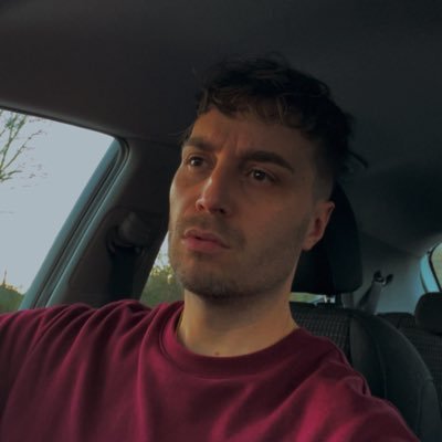 fabiofabbretti's profile picture. Scrivo di TV, spesso #spiazzante, senza avere l'ambizione di farla (a differenza di molti), con-su-per https://t.co/0b9uK1wZo7