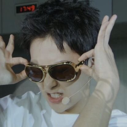 kminseokexo's profile picture. RP — 90 | Kim Minseok / Xiumin | Part of #EXO | @weareone_HEXOS |