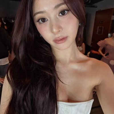 39ssaint's profile picture. only for le sserafim