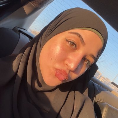 nadiaxsaeed's profile picture. إلي الأعالي تنتمي تاركاً بين الناس المسرة..رحمة الله تغشاك يا حسن.|| Football, politics & unwanted feelings.||