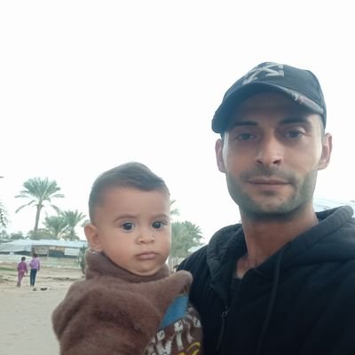 lnta5746's profile picture. I am Ahmed. I live with the bare necessities of life, no food or drink. We are dying from the group and the genocidal war.