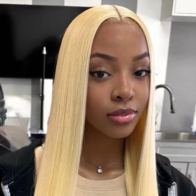 Therealld0lll's profile picture. 