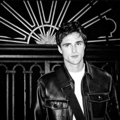 firxnrxin's profile picture. •.VOID I 施虐者 狂躁 騰THE
MONSTER+ devil