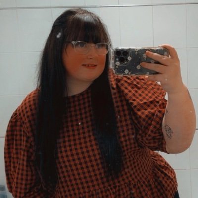 amyclemm_'s profile picture. 29 || taylor swift. 🤍 trying to be fearless 💎.