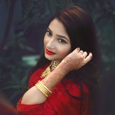 SaloniK111338's profile picture. Forever chasing the golden hour 🌅✨
Follow 🔙🌿💯🌿💯🌿💯🌿💯🌿