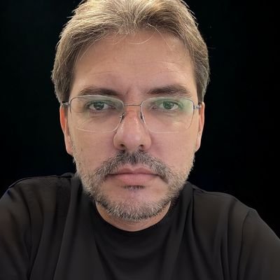 giovanitoreli's profile picture. Falando um pouco de tudo! 😁☕