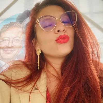 Yess1530's profile picture. Siempre adelante, siempre de frente❤️💜