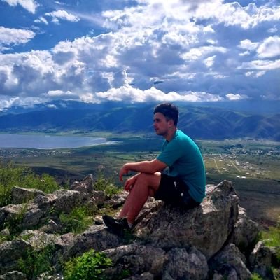 LeoM1357's profile picture. Contador Público | Asesor Financiero con enfoque algorítmico | Científico de Datos en formación | Operador Bursátil | Agente Productor N° 2209 CNV