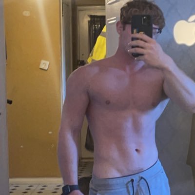 hornyuk84's profile picture. 🇬🇧 ur gooner big bro. hmu if ur white and from uk.