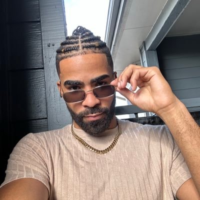 2brandonTaylor1's profile picture. I just want to live my best life and help those that are deserving.