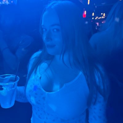 kerinkell's profile picture. toxic with no morals. professional hater. all opinions belong to the termites in my brain. obsessive movie-watcher. she/her.