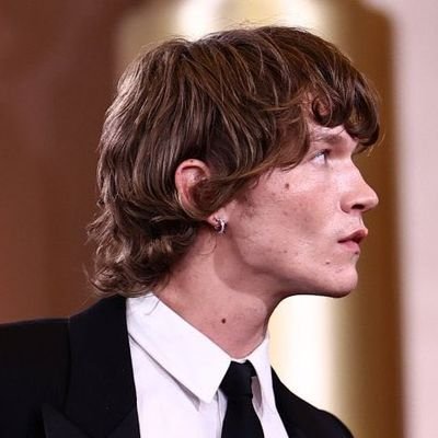 CATBOYUSHIJIMA's profile picture. the queen of idgafstan