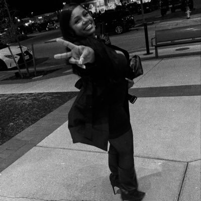 only1tabria's profile picture. SONDER 🦋