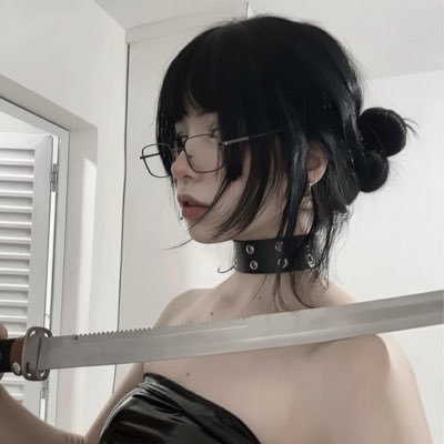 restinpissbella's profile picture. 