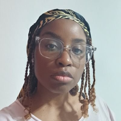 tatalicasr's profile picture. 'they say i'm bad news and probable the best for you'✊🏿♀️💫
Projetos 👉🏿 @_thaisquefez
Pensando em voltar a postar ilustrações no behance 👇🏿