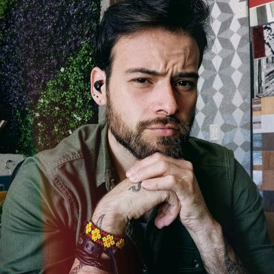 morrodelentes's profile picture. En este perfil estamos a favor del aborto, la mota y los besos entre más de tres personas | Comunicólogo y Social Media Manager 👽💖✨