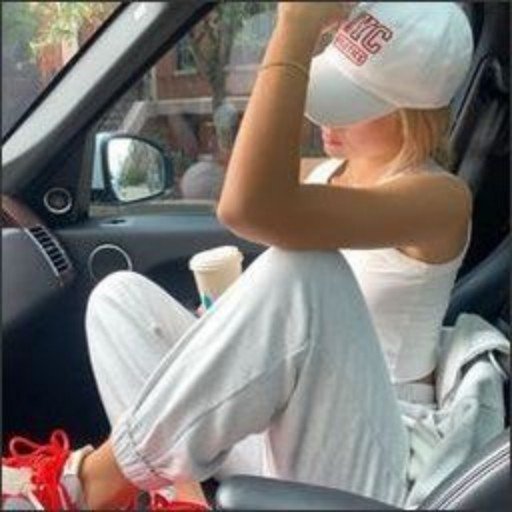 isgautsson42458's profile picture. When nothing goes right, go left. 🚦↩️🎯