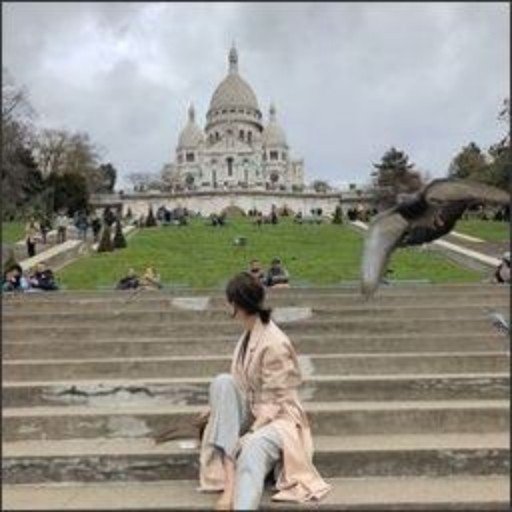 LindVandil44230's profile picture. I’m not weird. I’m limited edition. 🦄🎨💎