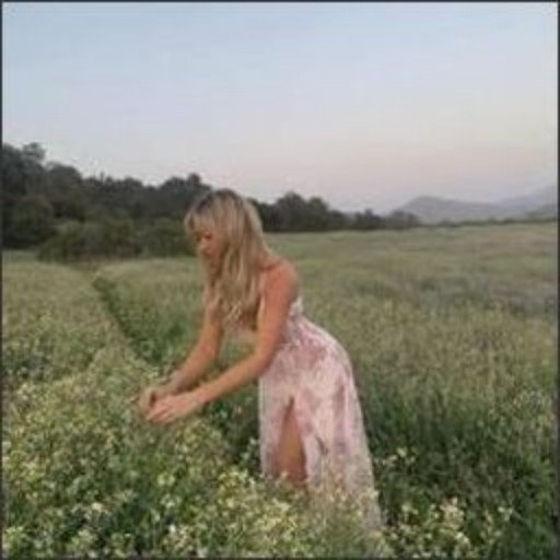 RognvaldH37294's profile picture. Life isn’t perfect but your makeup can be. 💄👑🌈