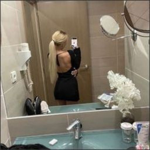 IllugiK35757's profile picture. I’m not afraid to walk this world alone. 🚶‍♀️🌎🦁