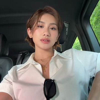 Cole_14Z's profile picture. #OT8 •  #JHOGWELET 🐥🐨🐺 Bias Line •
Guitar 🎸Tiktok: @jholet_guardian • 23 • 🏳️‍🌈• #WRIVE • #kaASintahan 🦖 #PPOPRISE  #No_to_FandomWars