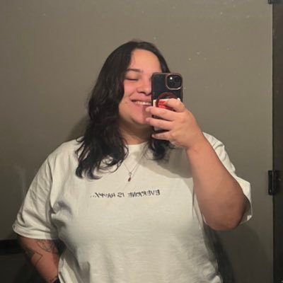 eiraMS09's profile picture. ➖ IG/ stephfiguero➖ 🏳️‍🌈 〰️