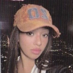 loveblyjimin's profile picture. 