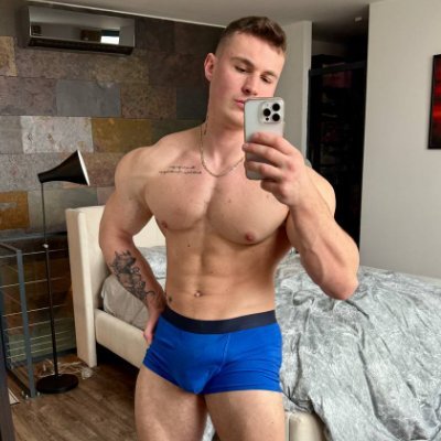 Mikey_Baxterof's profile picture. 💻🎥Lifelong showman. 
Fitness, confidence, and a little chaos. 🔥
Be part of my journey