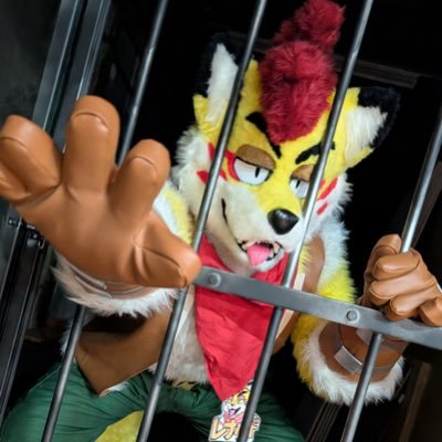 sonotairoiro's profile picture. ワイルドな獣を目指す着ぐるみレイヤー。 自作した着ぐるみの中古販売たまにしてます。 オリキャラ狐獣人のレナルドと、インフレータブルワーウルフスーツのウルフロを所有。獣人大好き。趣味はカラオケ、ボドゲ 着ぐるみ着せたがり