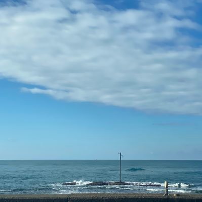 PrettyJen_'s profile picture. 映画もいいけど、ドキュメンタリーも好き。色んな考え方に触れるのが好きです。