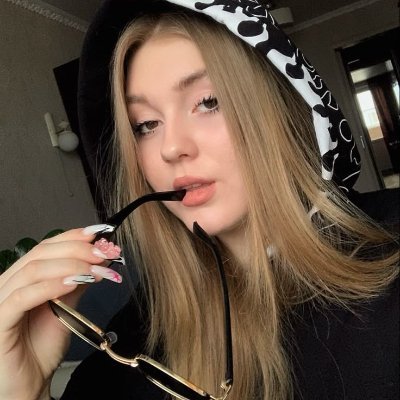 Eva_x_2210's profile picture. Contents creator for X📈 | Exploring Ideas💡| Sharing Thoughts 💌 | Always Learning 📝.