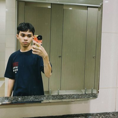 saydontgo23's profile picture. now a 23…. twink /// slim