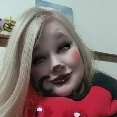 HarleyJurinek's profile picture. ♡Sometimes the only way to stay sane is to go a little crazy♤ Left- Libertarian🌹 Eclectic-Pagan🦉
Punk🧷 🇸🇰🇨🇿Baltic‑Slavic🇱🇹Egalitarian Anti-Censorship🤬