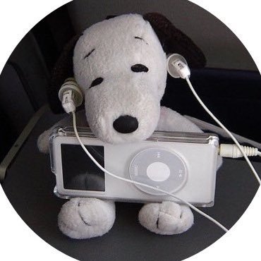 kissyfloral's profile picture. looking at the moon thinking about billie & harry