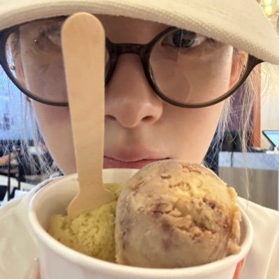 growacat's profile picture. 