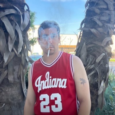 AirDave2300's profile picture. weirdo , but I’m real tho